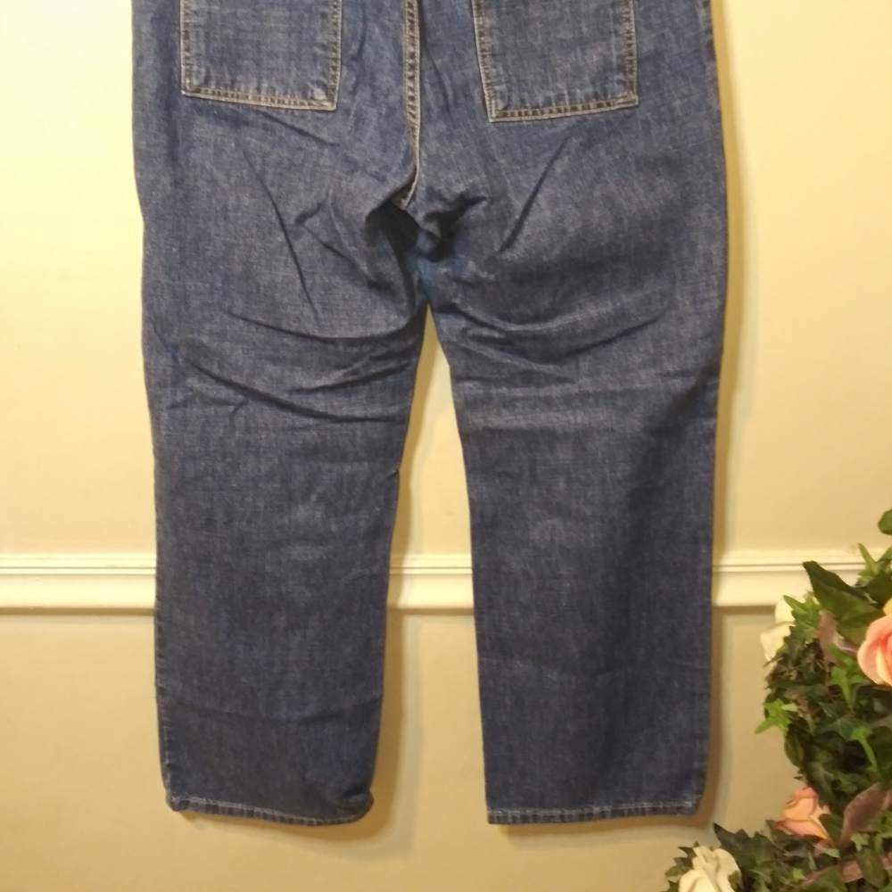 Vintage 2002 Tommy Hilfiger Wide Leg, High Waisted Medium Wash Cargo Jeans - Picture 6 of 10